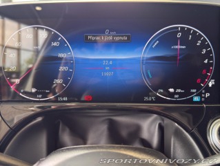 Mercedes-Benz E E 300 de 4MATIC kombi 2025