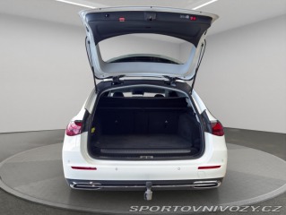 Mercedes-Benz E E 300 de 4MATIC kombi 2025