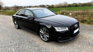 Audi S8 Plus
