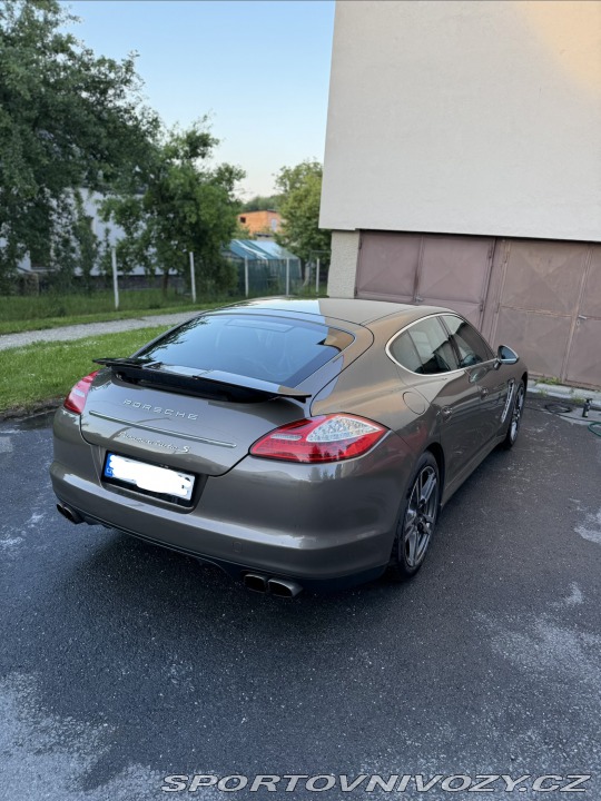 Porsche Panamera Turbo 2009
