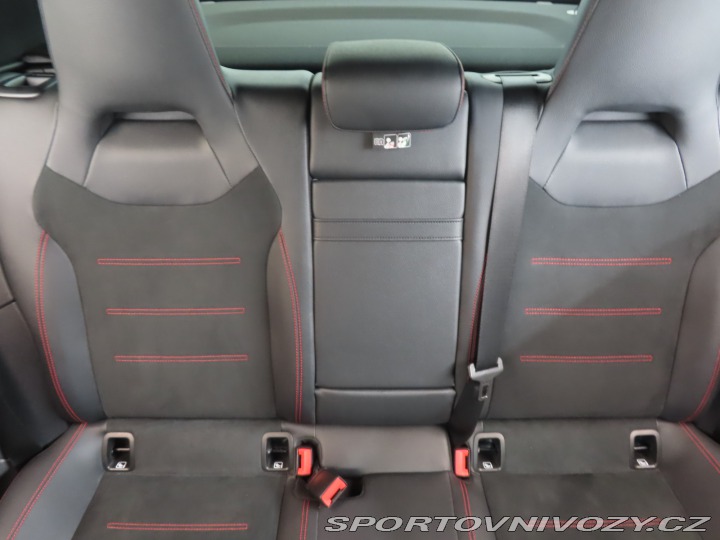Mercedes-Benz A AMG line A 200 d 2022