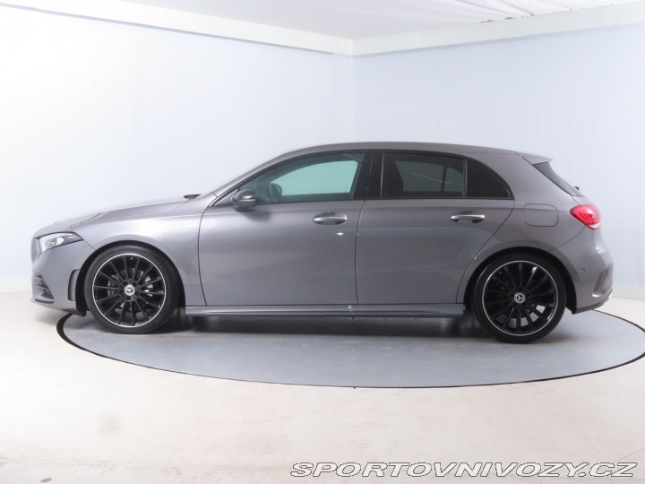 Mercedes-Benz A AMG line A 200 d 2022