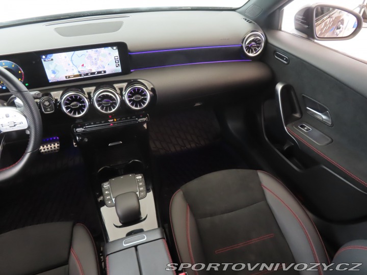 Mercedes-Benz A AMG line A 200 d 2022