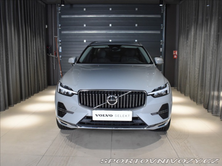 Volvo Ostatní modely XC60 2,0 T6 AWD Plus 2025