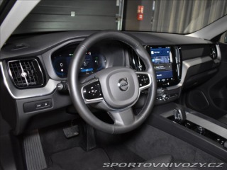 Volvo Ostatní modely XC60 2,0 T6 AWD Plus 2025