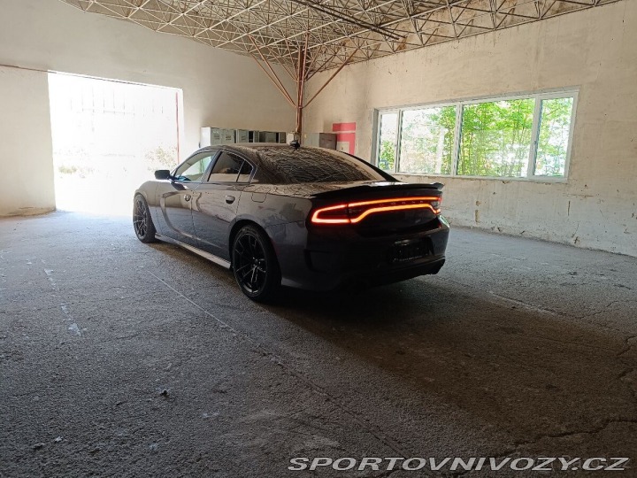 Dodge Charger 6,4 SRT Daytona edition 1800