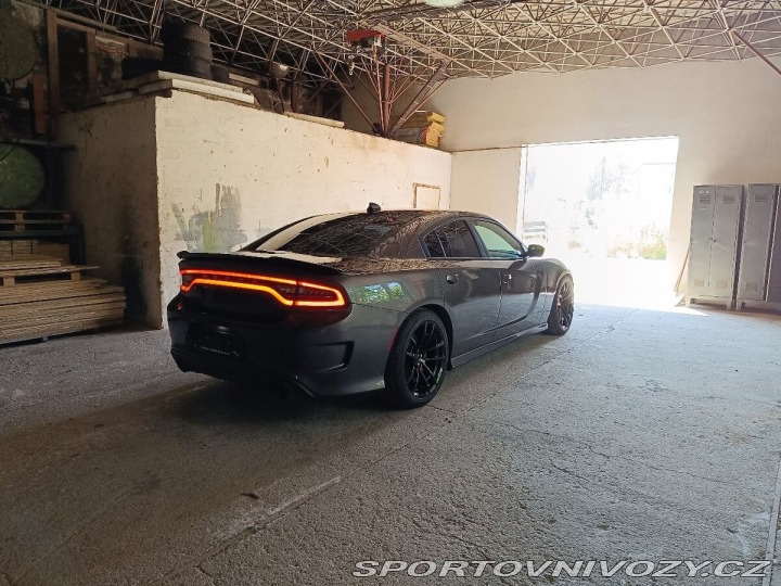 Dodge Charger 6,4 SRT Daytona edition 1800