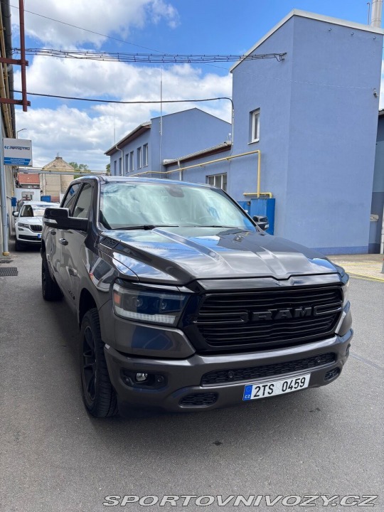 Ostatní značky Ostatní modely RAM 1500 5,7 HEMI BIGHORN 2021 2021