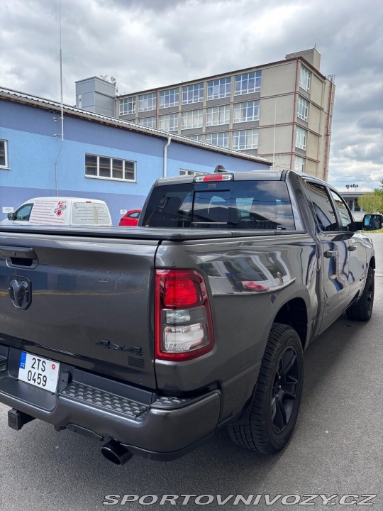 Ostatní značky Ostatní modely RAM 1500 5,7 HEMI BIGHORN 2021 2021