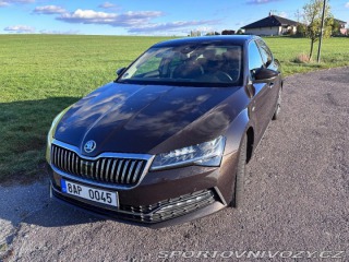 Škoda Superb 2,0 TDi,ČR,L&K,DSG, 1800