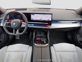 BMW M5 Touring 2025
