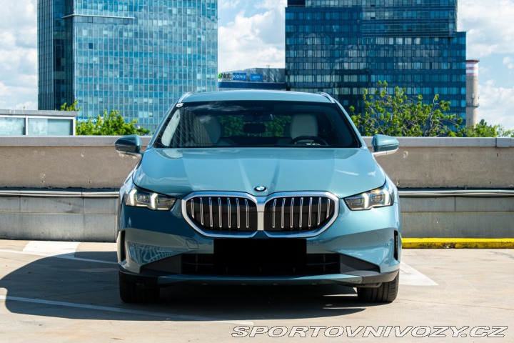 BMW 5 Touring  540d xDrive 210k 2024