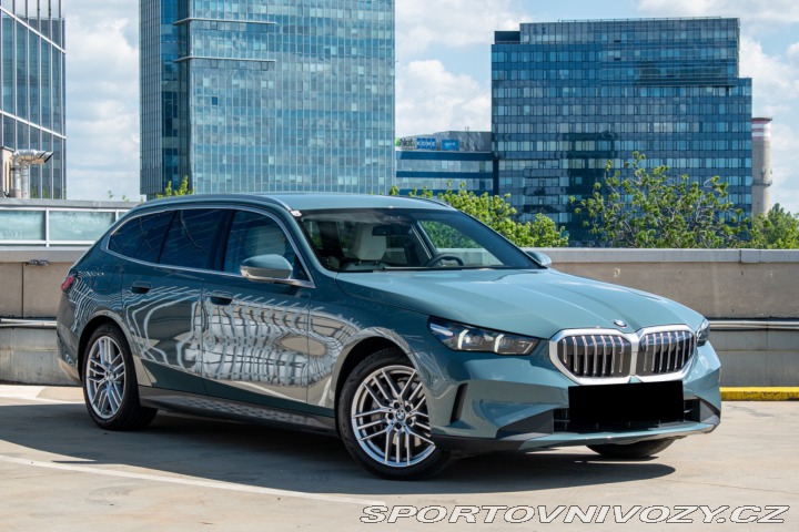 BMW 5 Touring  540d xDrive 210k 2024