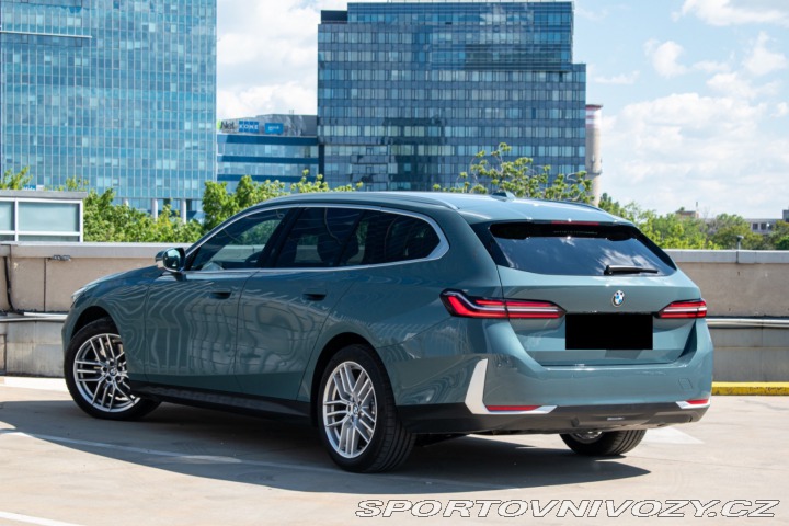 BMW 5 Touring  540d xDrive 210k 2024