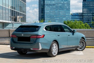 BMW 5 Touring 540d xDrive 210k 2024
