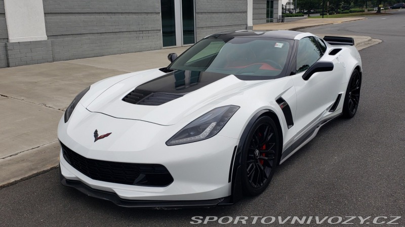 Chevrolet Corvette C7 / 6.2L / Z06 / 3LZ