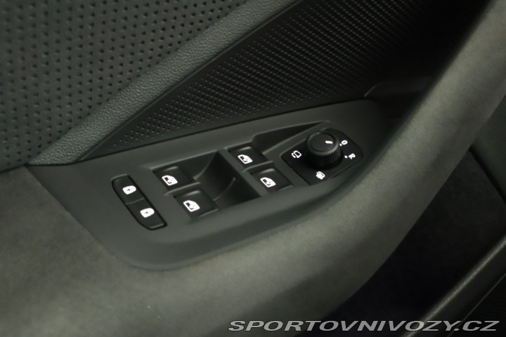Škoda Superb Sportline 2.0 TSI 2025