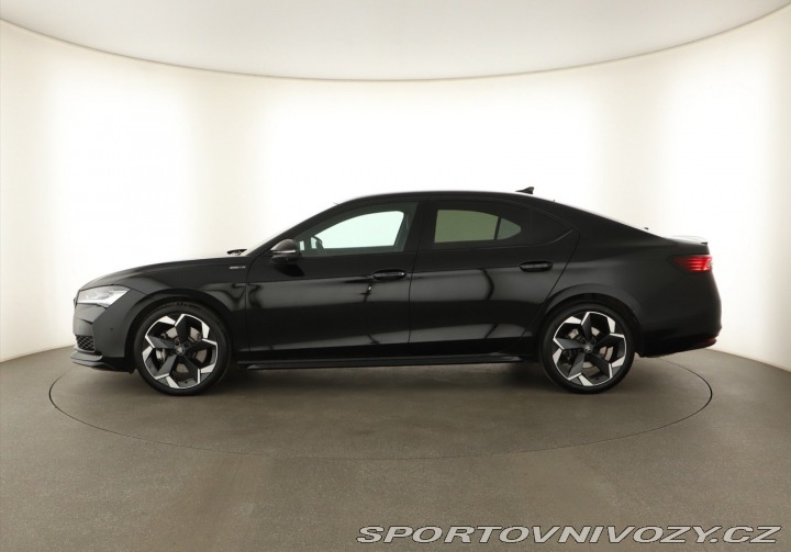 Škoda Superb Sportline 2.0 TSI 2025