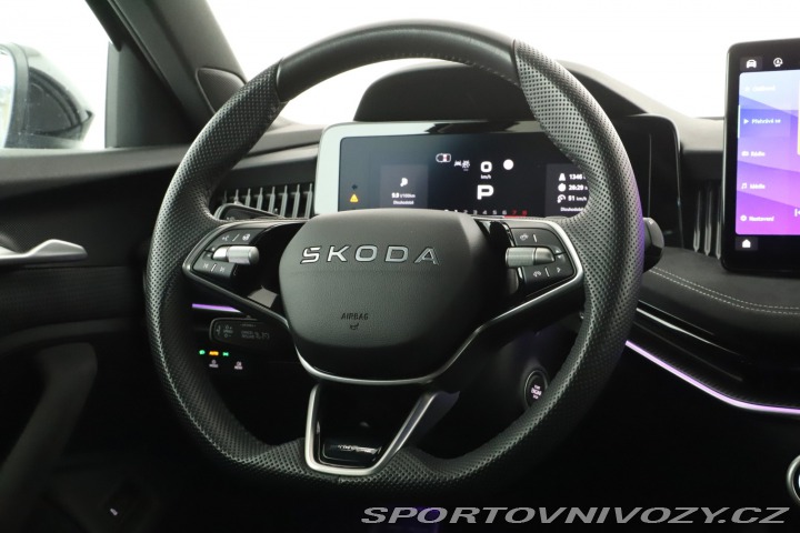 Škoda Superb Sportline 2.0 TSI 2025