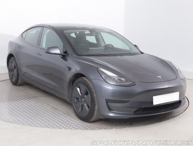 Tesla Model 3 Standard Range LFP