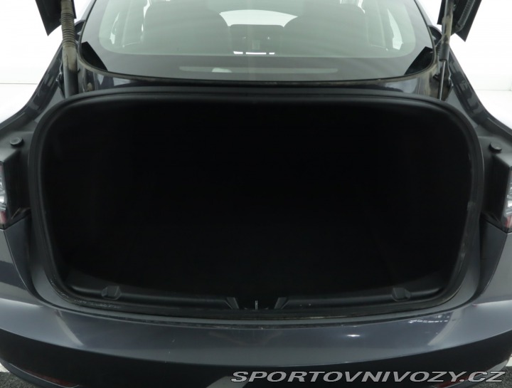 Tesla Model 3 Standard Range LFP 2022