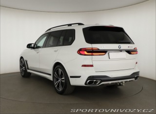 BMW X7 M60i 2024