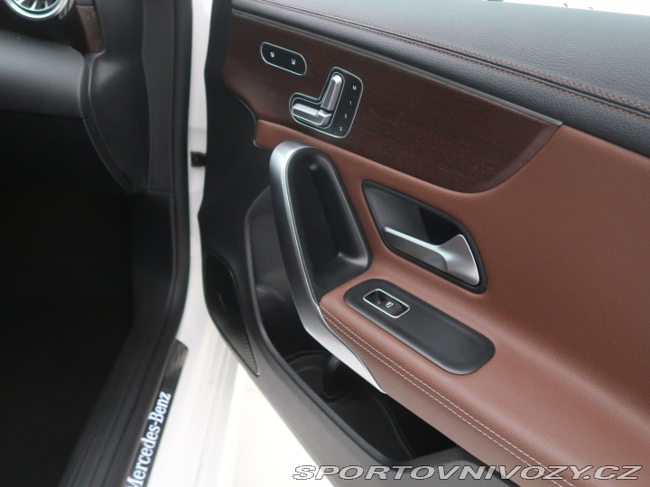 Mercedes-Benz CLA AMG Paket 220 d 4MATIC 2021