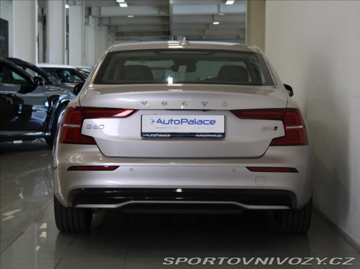 Volvo S60 2,0 B5 AWD Ultimate Dark 2024