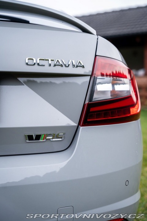 Škoda Ostatní modely Octavia 2,0   RS TDI 4x4 DSG 1800