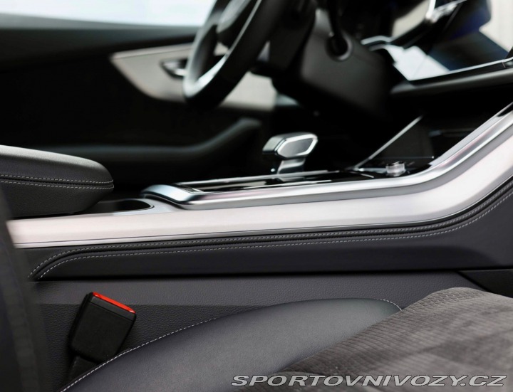 Audi Ostatní modely Q8  60 TFSIe Quattro | Ťažné 2021