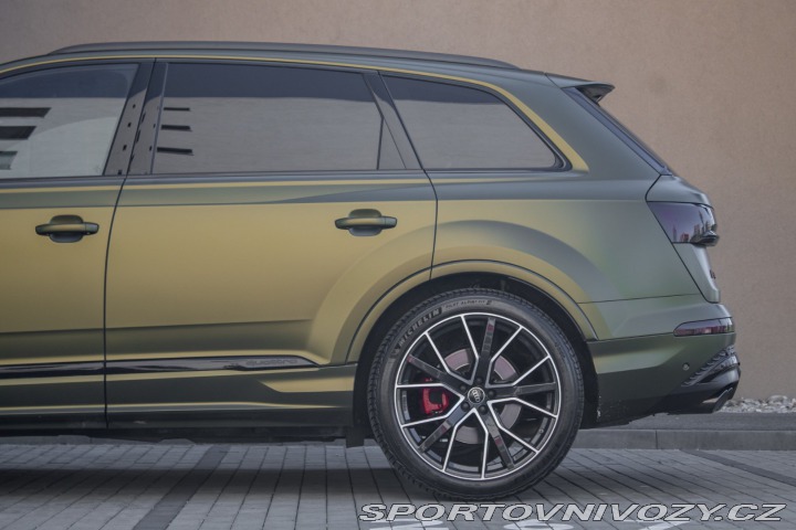 Audi SQ7 TFSI quattro A/T 8 / ZÁR 2025