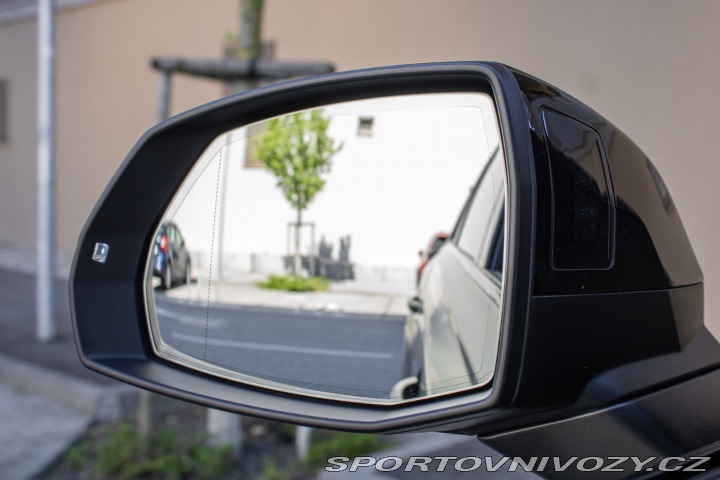 Audi SQ7 TFSI quattro A/T 8 / ZÁR 2025