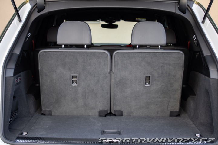 Audi SQ7 TFSI quattro A/T 8 / ZÁR 2025