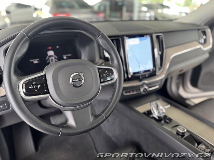 Volvo Ostatní modely XC60 T6 AWD*Recharge Plus*Odvě 2022