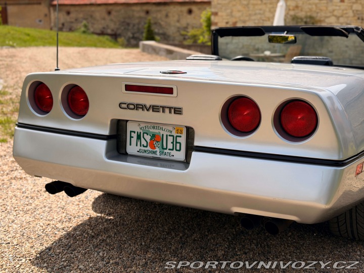Chevrolet Corvette 5.7 V8 | Manuál 23 560mil 1986