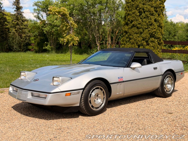 Chevrolet Corvette 5.7 V8 | Manuál 23 560mil 1986