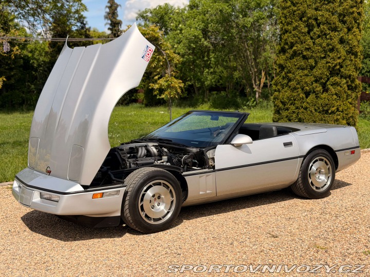 Chevrolet Corvette 5.7 V8 | Manuál 23 560mil 1986