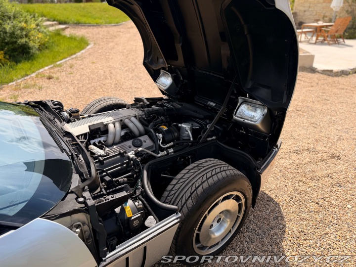 Chevrolet Corvette 5.7 V8 | Manuál 23 560mil 1986