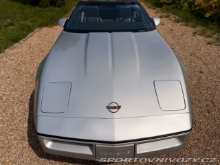 Chevrolet Corvette 5.7 V8 | Manuál 23 560mil 1986