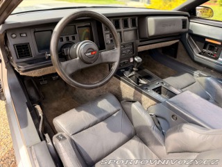 Chevrolet Corvette 5.7 V8 | Manuál 23 560mil 1986