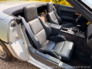 Chevrolet Corvette 5.7 V8 | Manuál 23 560mil 1986