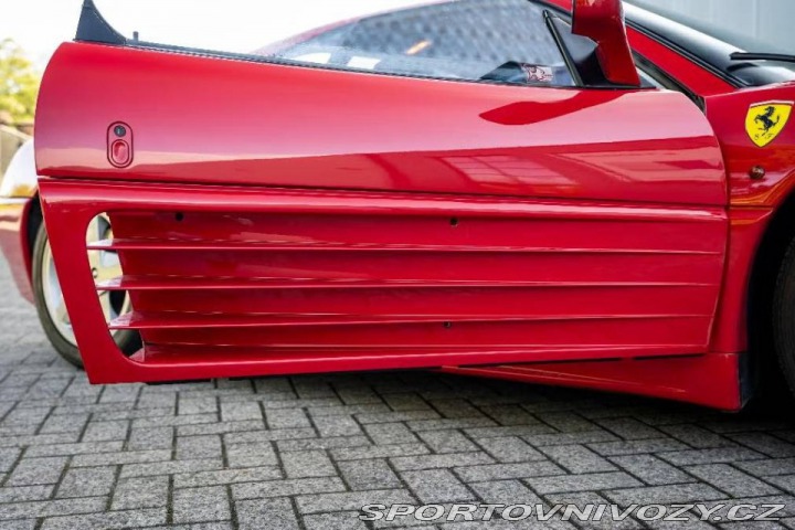 Ferrari 348 TB 1990