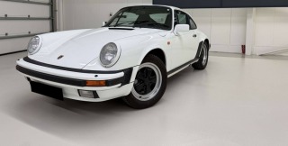 Porsche 911 Carrera