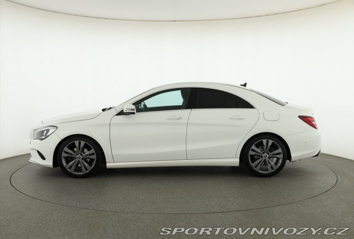Mercedes-Benz CLA 200 2018