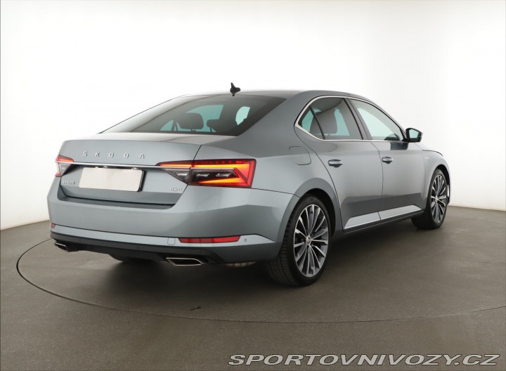 Škoda Superb Laurin&Klement 2.0 TS 2021