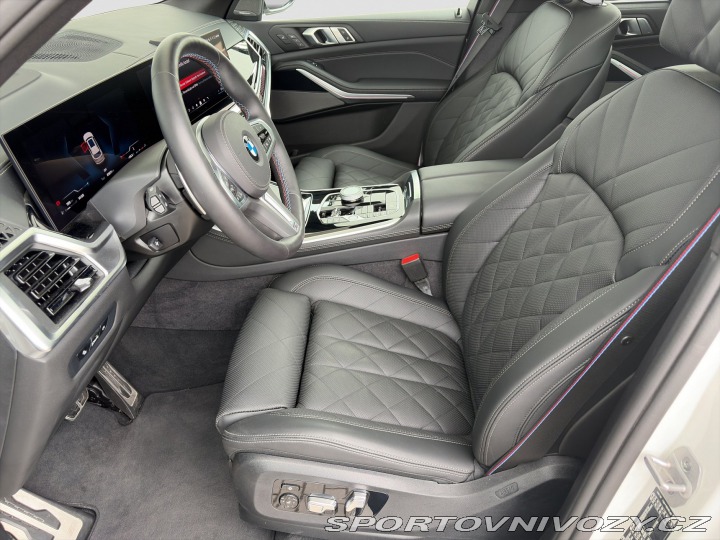 BMW X5 M60i 2025