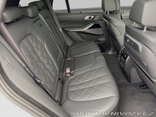 BMW X5 M60i 2025