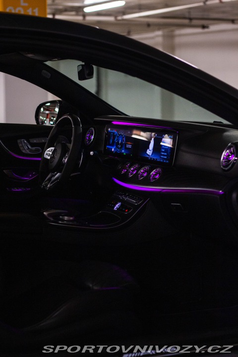 Mercedes-Benz E  2018