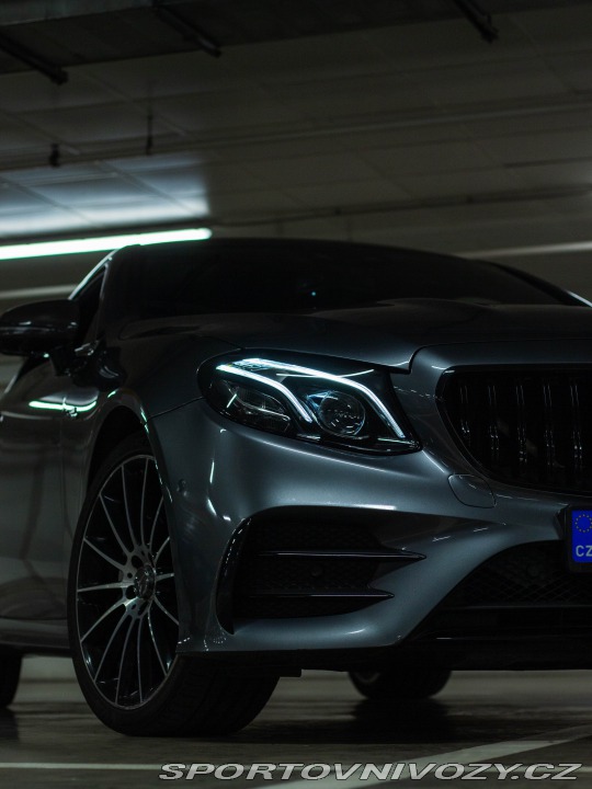 Mercedes-Benz E  2018