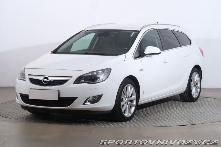 Opel Astra Classic 2.0 CDTI 2012
